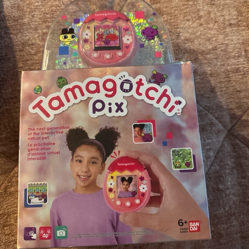 TAMAGOTCHI PIX